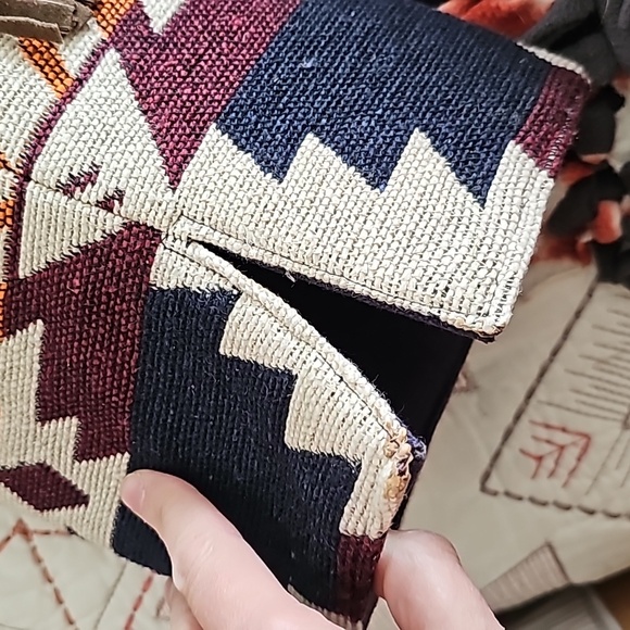 Aztec Fringe Boot Rugs - Picture 6 of 8